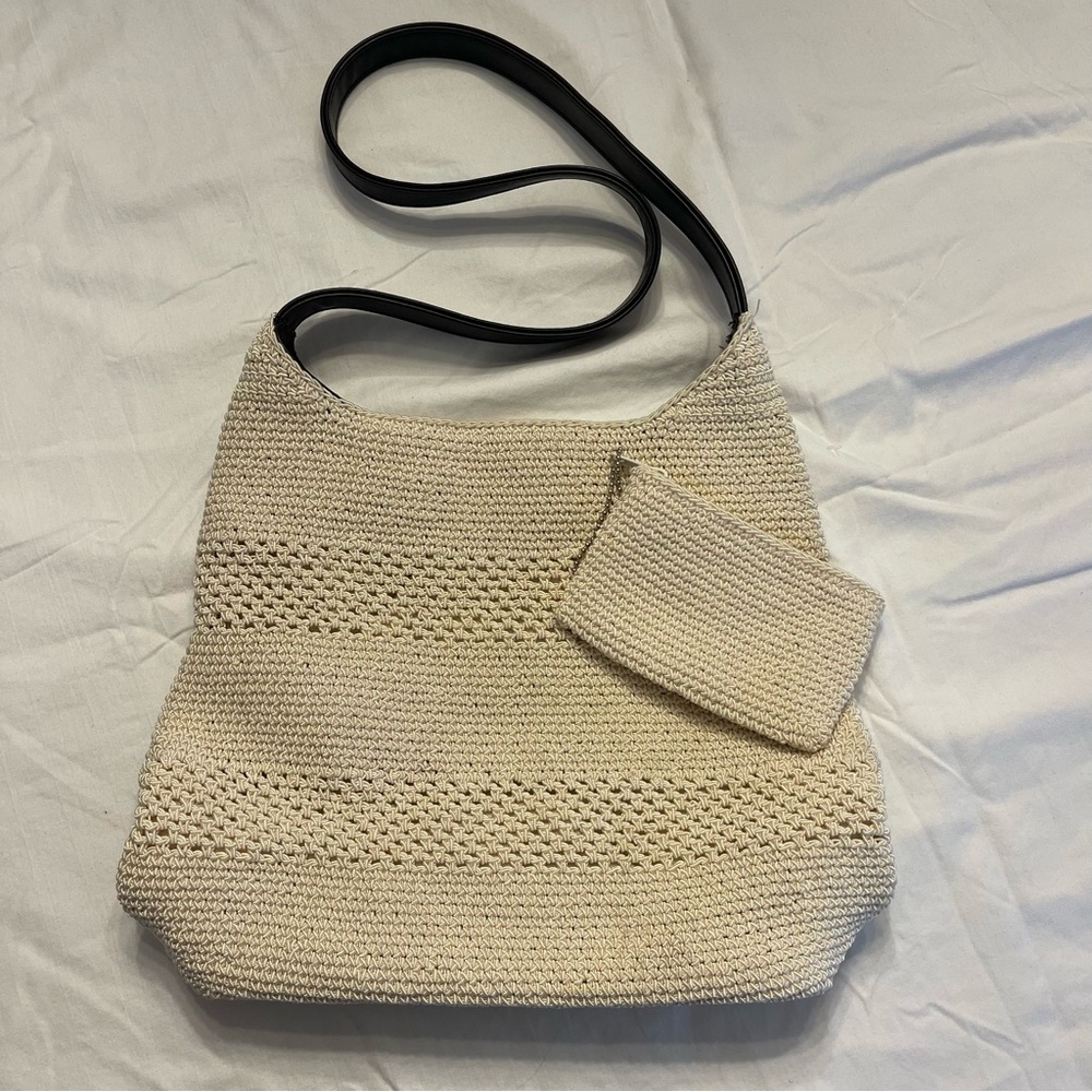 Vintage Villager Liz Claiborne Cream Crochet Shoulder Bag